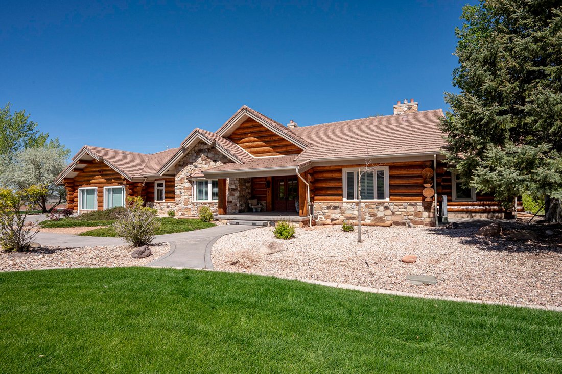 House in Parowan, Utah, United States 2 - 17963892
