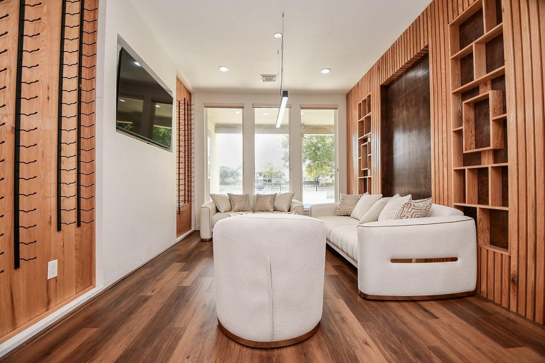 House in Houston, Texas, United States 4 - 17529709