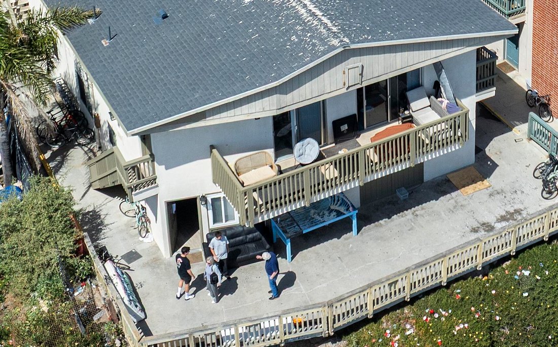 Goleta, California, United States 5 - 17963606