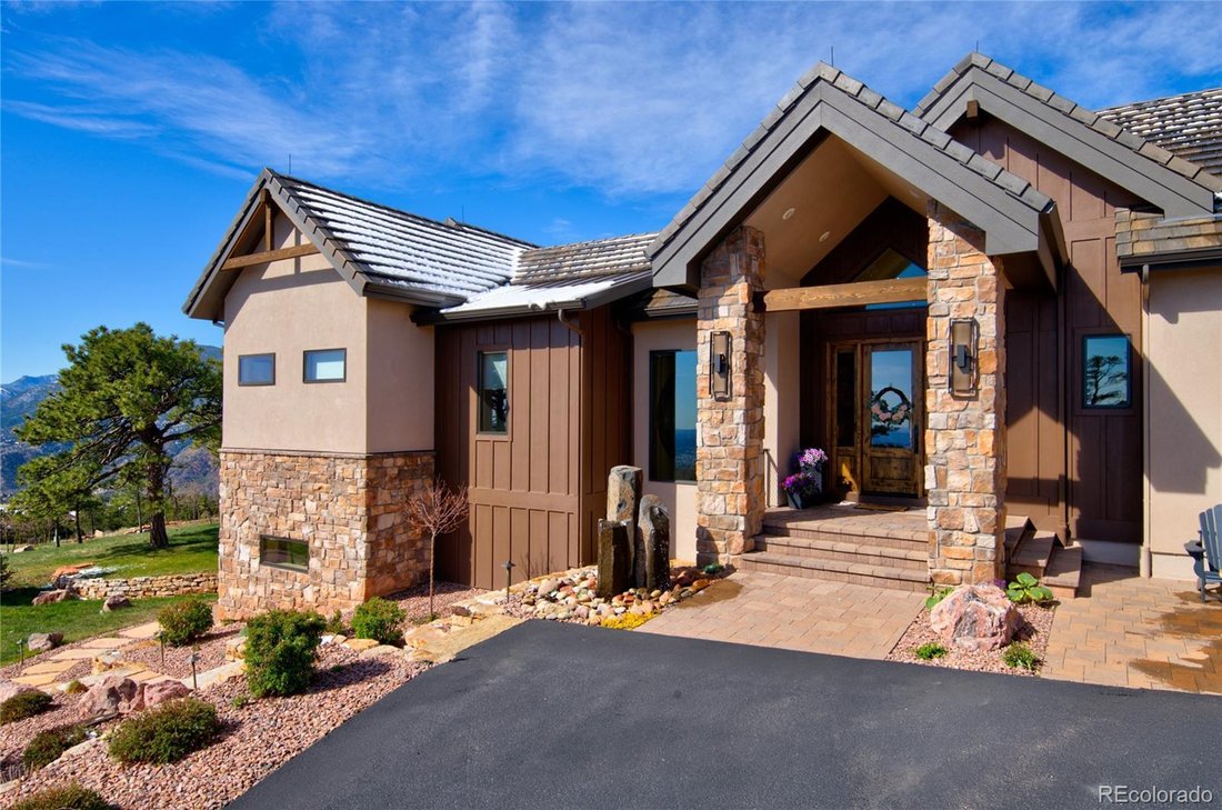 House in Cascade-Chipita Park, Colorado, United States 3 - 17963675
