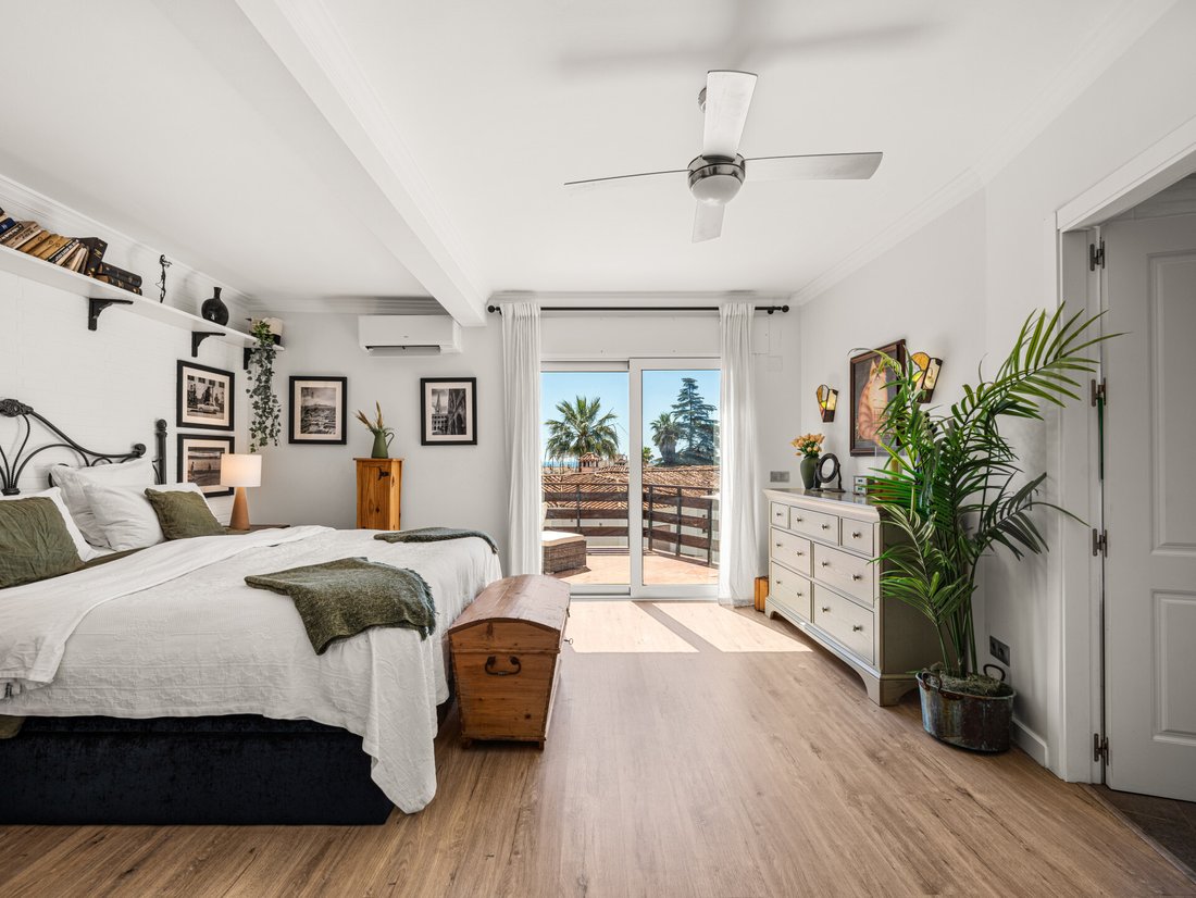 Villa in Marbella, Andalusia, Spain 2 - 17963815