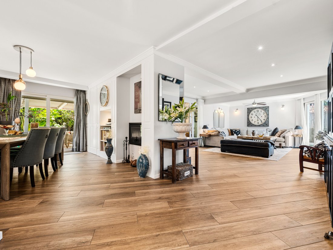 Villa in Marbella, Andalusia, Spain 4 - 17963815