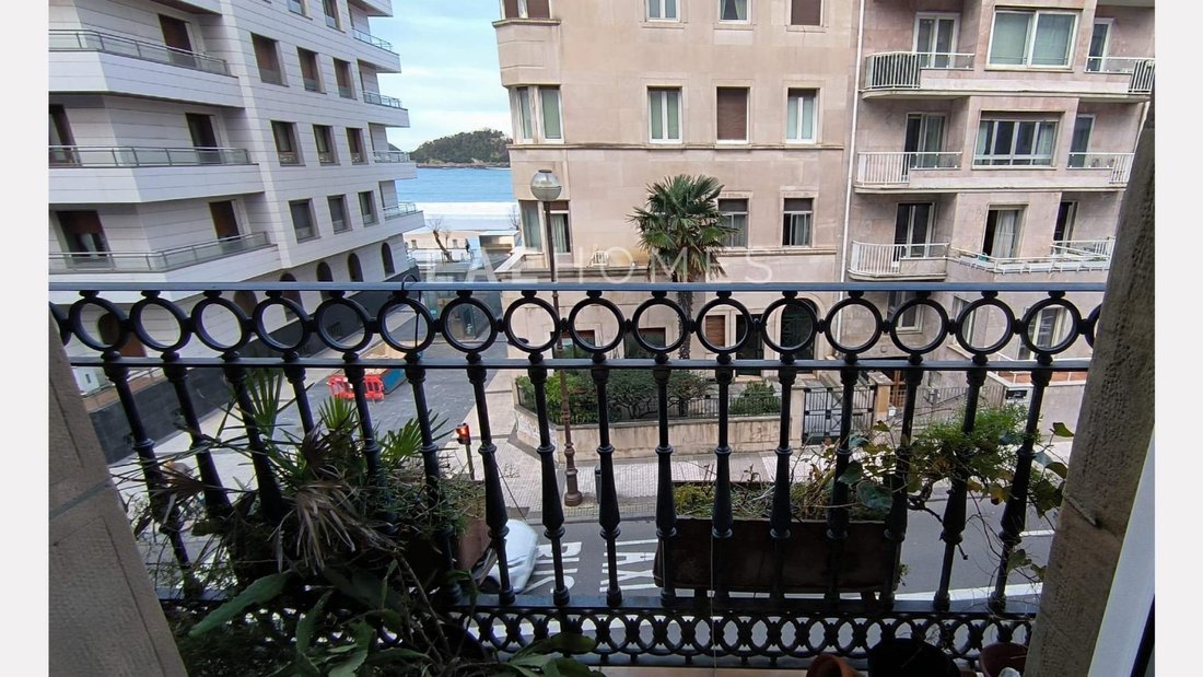 Apartment in Centro, Donostia-San Sebastian, Spain 2 - 17963810