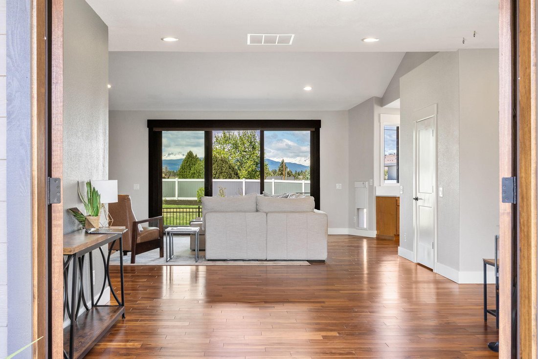 House in Bend, Oregon, United States 4 - 17963623
