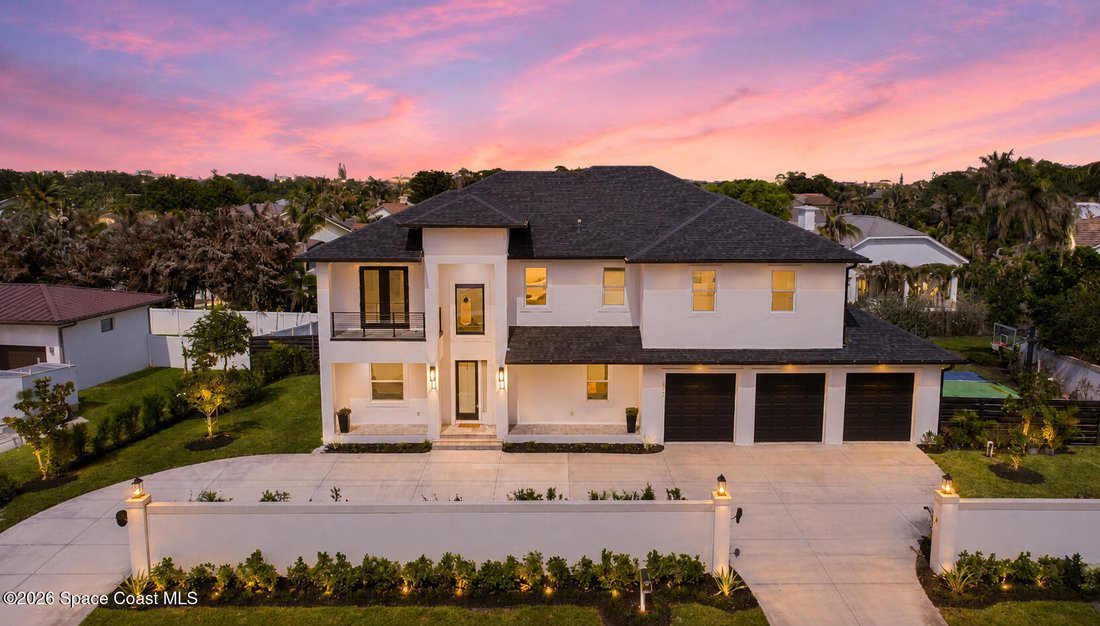 House in Indialantic, Florida, United States 1 - 17904925