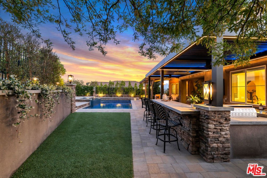 House in Santa Clarita, California, United States 1 - 17963616