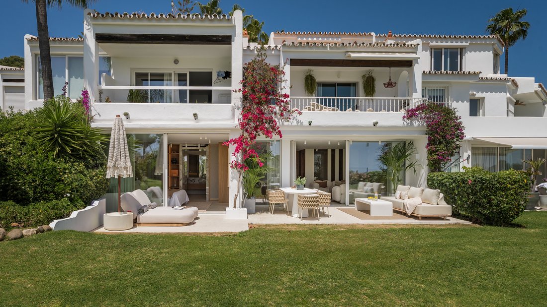 Apartment in Puerto Banus, Marbella, Spain 2 - 17964105
