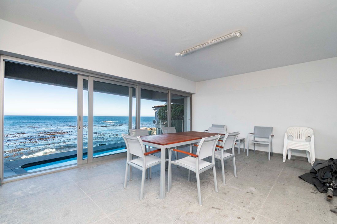 Apartment in Cape Town, Western Cape, South Africa 3 - 17964102