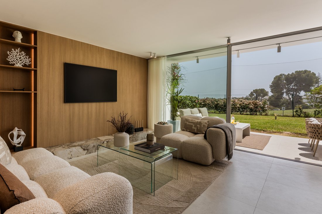 Apartment in Puerto Banus, Marbella, Spain 4 - 17964105