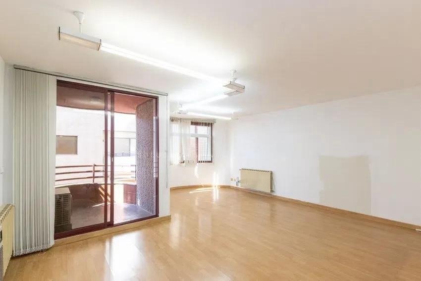 Apartment in Extramurs, Valencia, Spain 2 - 17964134