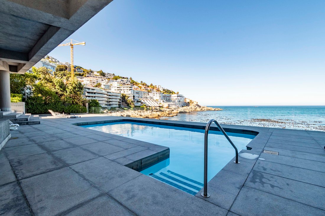 Apartment in Cape Town, Western Cape, South Africa 1 - 17964102