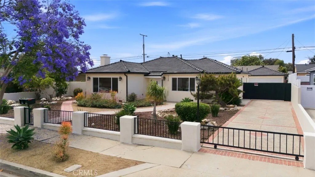 House in Gardena, California, United States 1 - 17963992