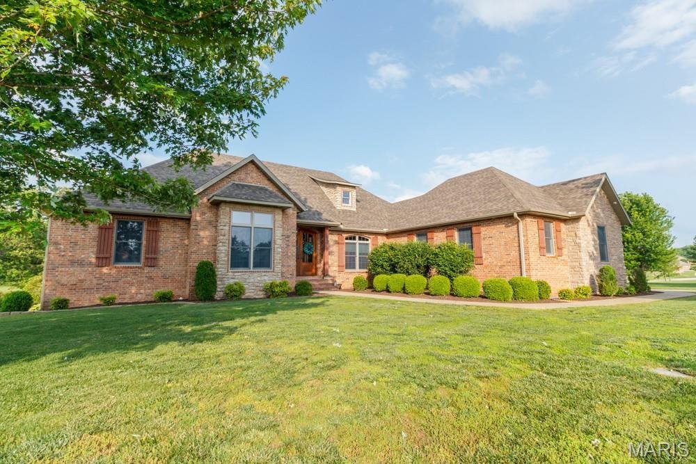 House in Lebanon, Missouri, United States 1 - 17963875