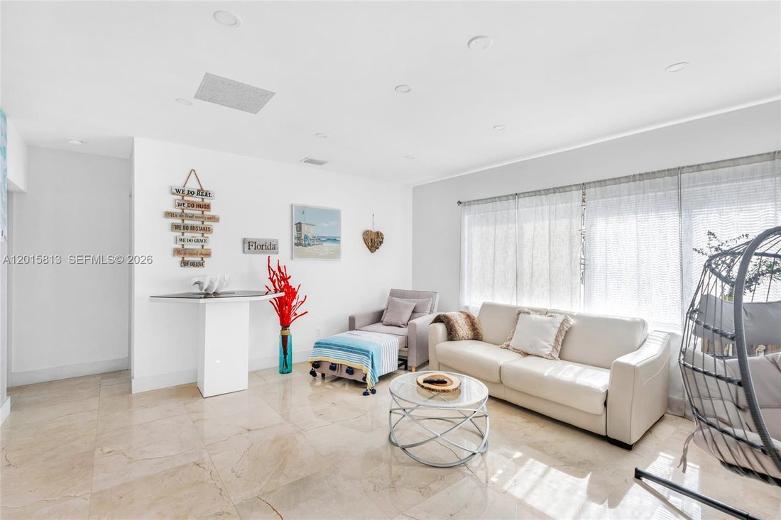 House in Golden Beach, Florida, United States 4 - 17963920
