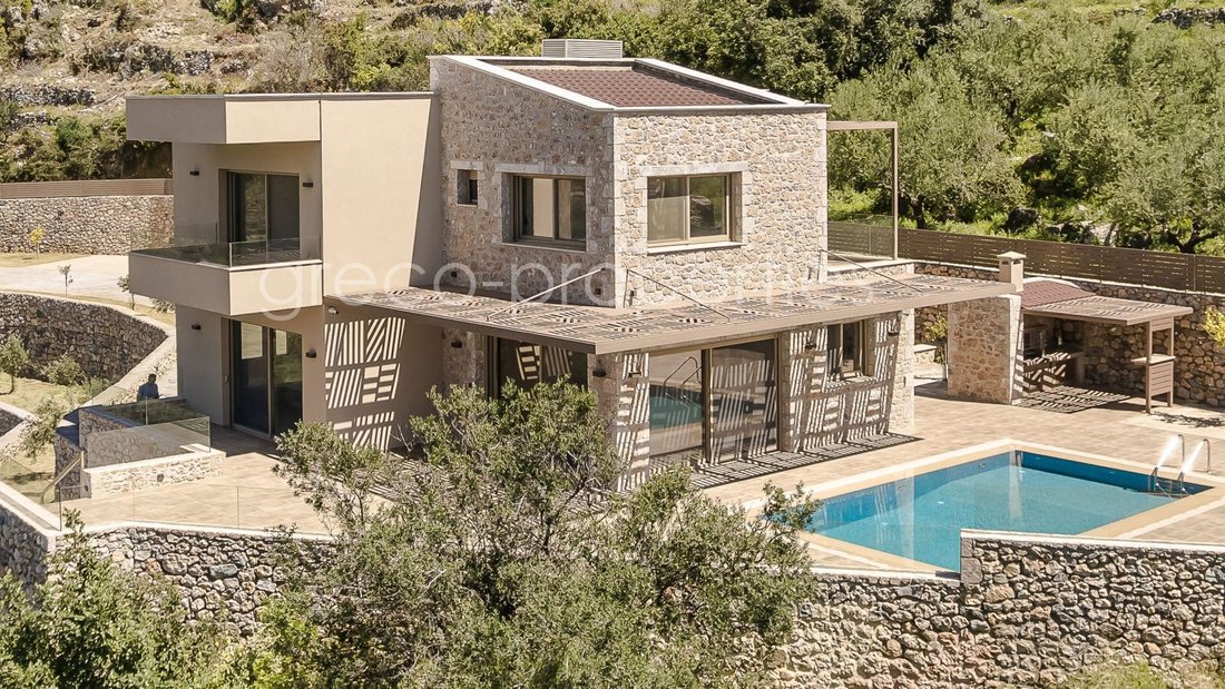 Villa in Verga Community, Peloponnese, Western Greece and the Ionian, Greece 1 - 17964838