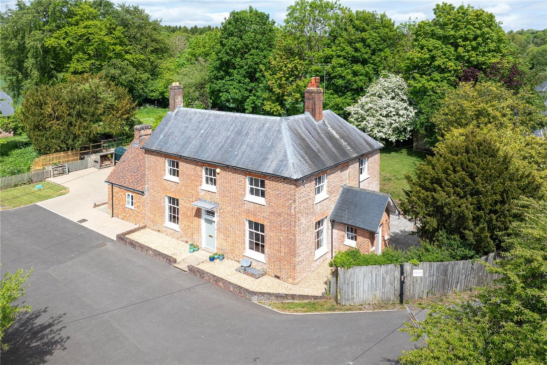 House in Wiltshire, England 2 - 17964203