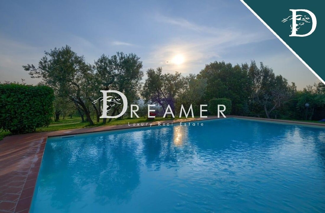 Villa in Reggello, Tuscany, Italy 2 - 16796534
