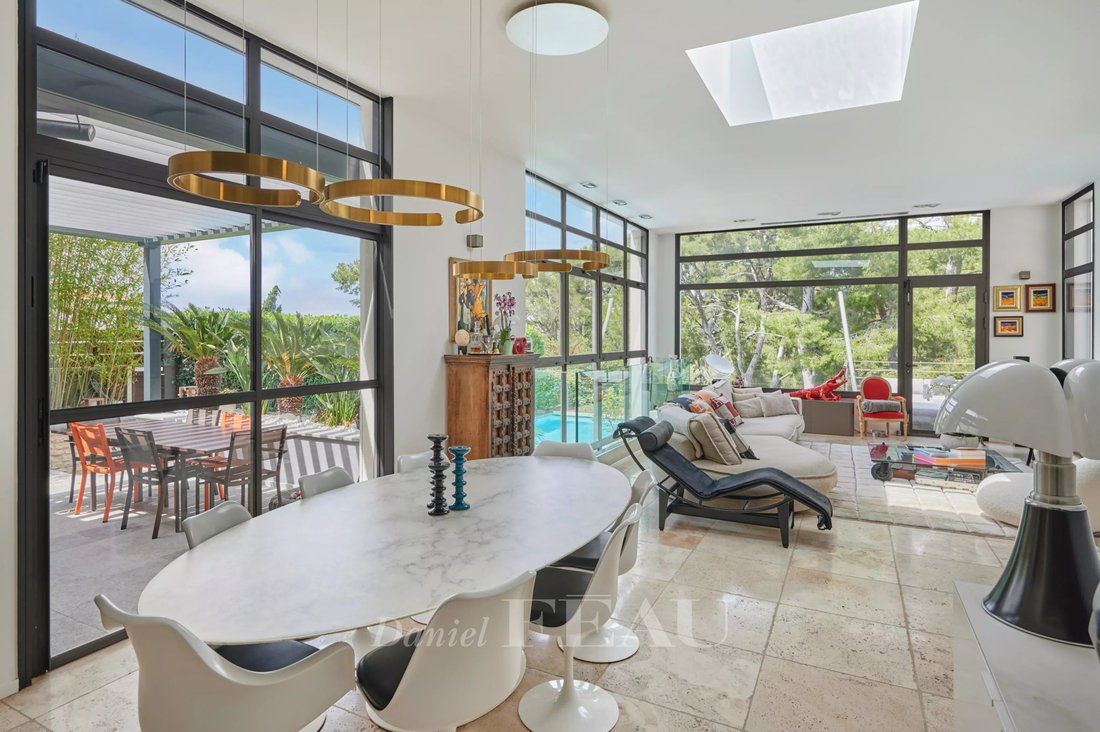 Villa in Le Redon, Marseille, Provence-Alpes-Côte d'Azur 4 - 17964419