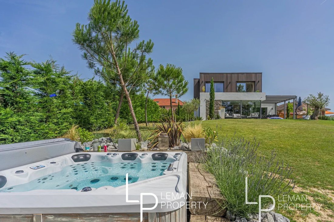 House in Veigy-Foncenex, Auvergne-Rhône-Alpes, France 2 - 12165891