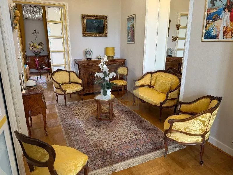 Apartment in Menton, Provence-Alpes-Côte d'Azur, France 4 - 17964505