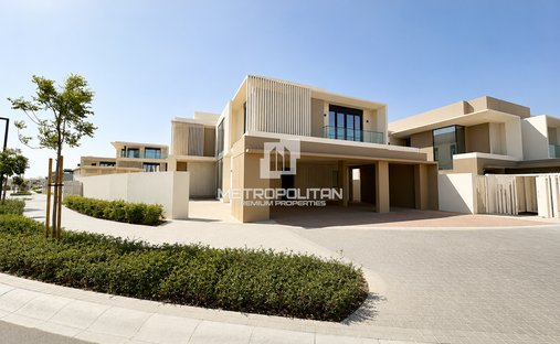 Villa in Dubai, Dubai, United Arab Emirates 1