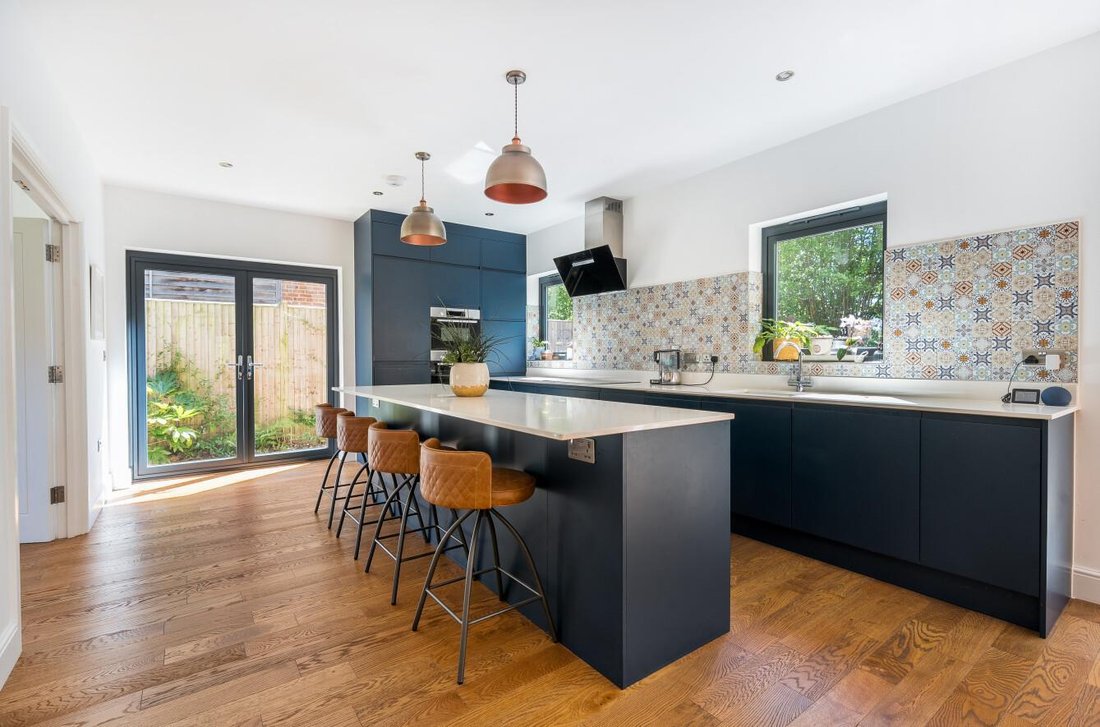 House in Maidstone, England 2 - 17964214
