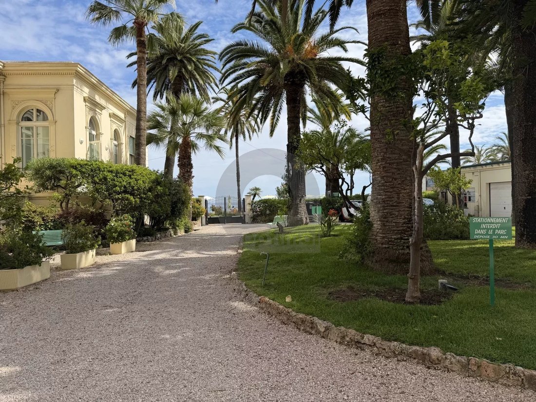 Appartamento a Mentone, Provenza-Alpi-Costa Azzurra, Francia 2 - 17964505