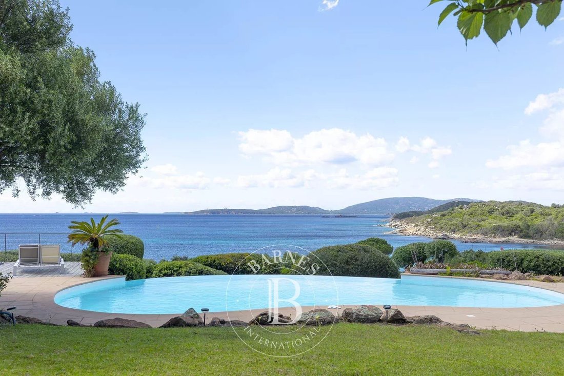 Villa in Zonza, Corsica, France 2 - 17964670