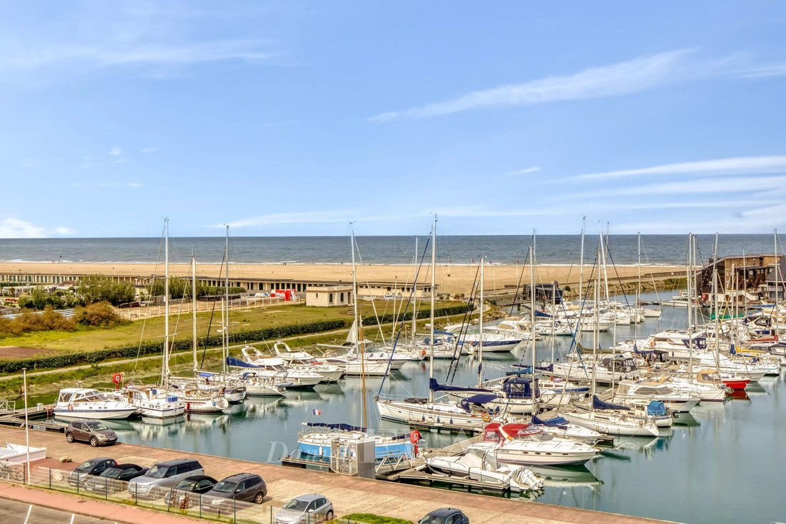 Apartment in Deauville, Normandy, France 1 - 17311451