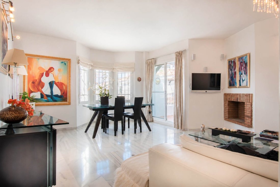 Penthouse in Nueva Andalucia, Marbella, Spain 2 - 17964641