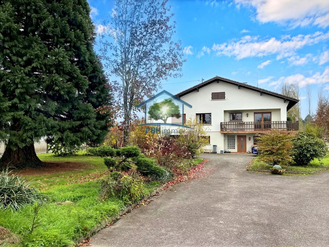 Estate in Burnhaupt-le-Haut, Grand Est, France 2 - 17964518