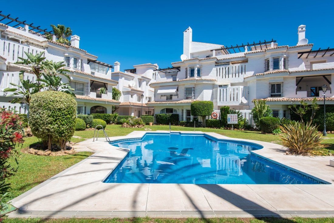 Penthouse in Nueva Andalucia, Marbella, Spain 3 - 17964641