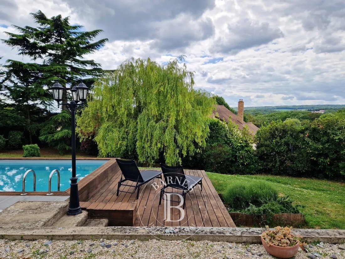 House in Neuville-sur-Oise, Ile-de-France, France 4 - 17964618