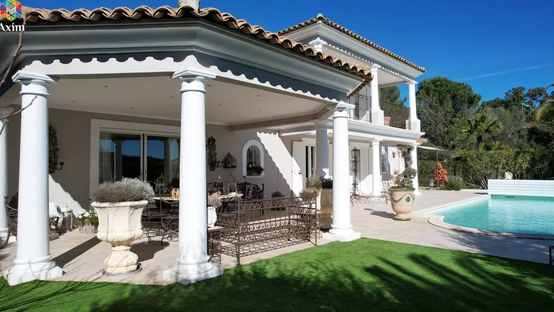 Villa in Aiguebonne, Saint-Raphaël, France 4 - 17964565