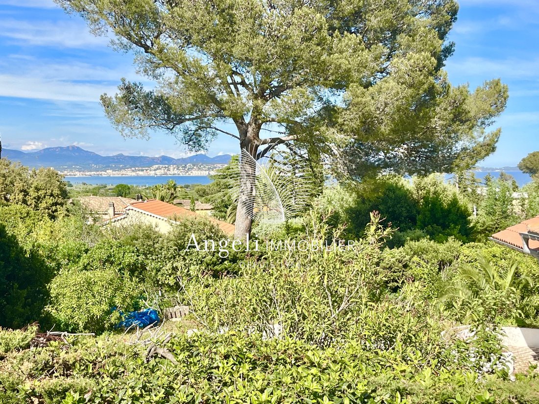 Villa in Frejus, Provence-Alpes-Côte d'Azur, France 2 - 17964460