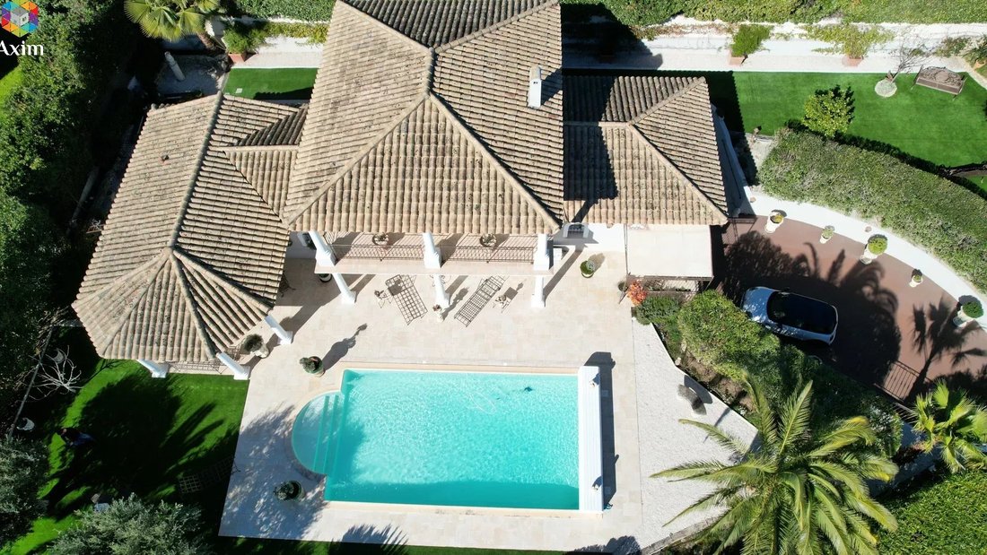 Villa in Aiguebonne, Saint-Raphaël, France 3 - 17964565