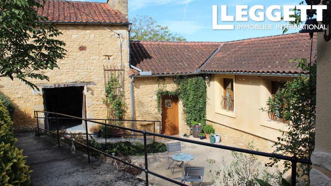House in Sagelat, Nouvelle-Aquitaine, France 3 - 17964368