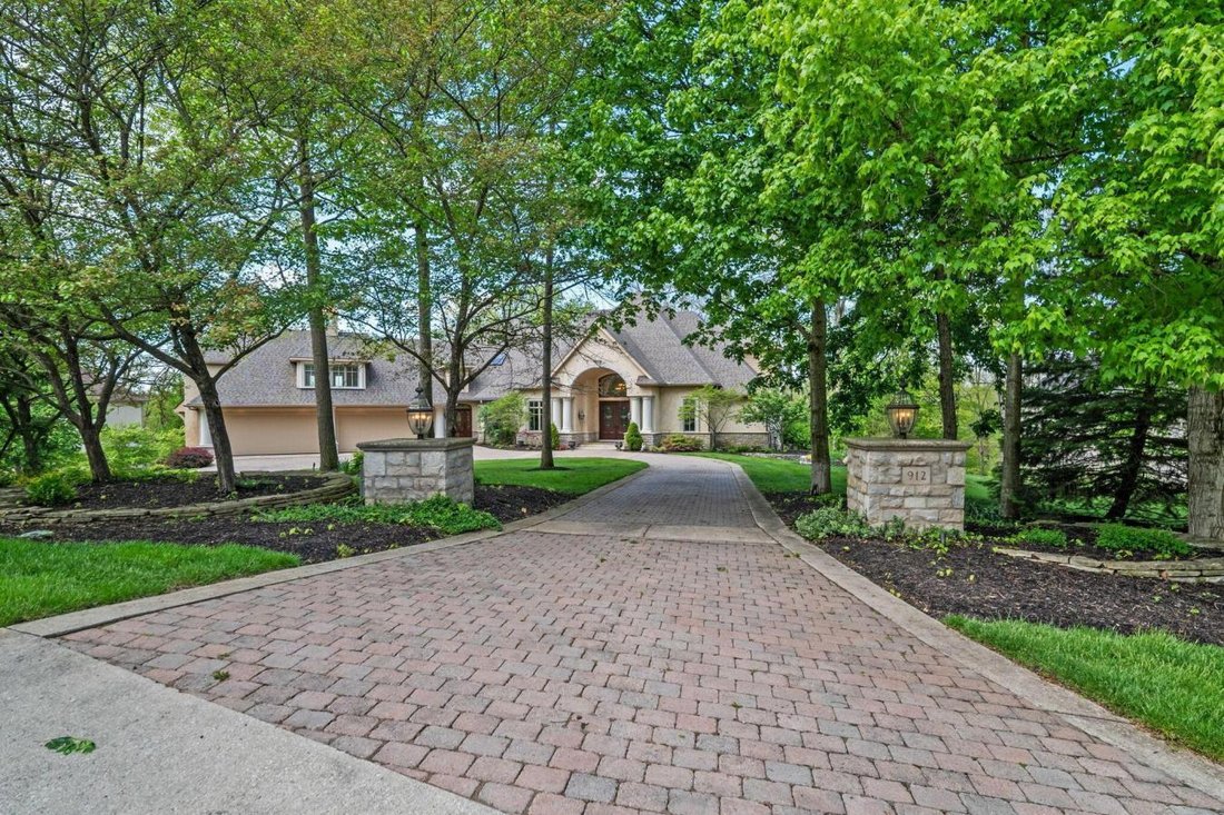 House in Powell, Ohio, United States 2 - 17964330