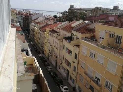 Apartment in Sao Vicente, Lisbon, Portugal 1 - 17964385