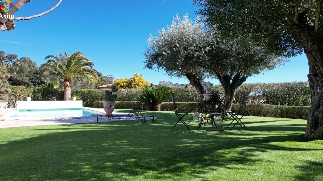 Villa in Aiguebonne, Saint-Raphaël, France 5 - 17964565