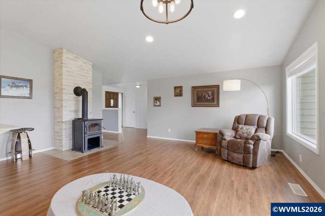House in Albany, Oregon, United States 4 - 17965065