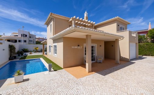 Villa a Praia De Porto Mós, Sao Goncalo de Lagos, Algarve 1