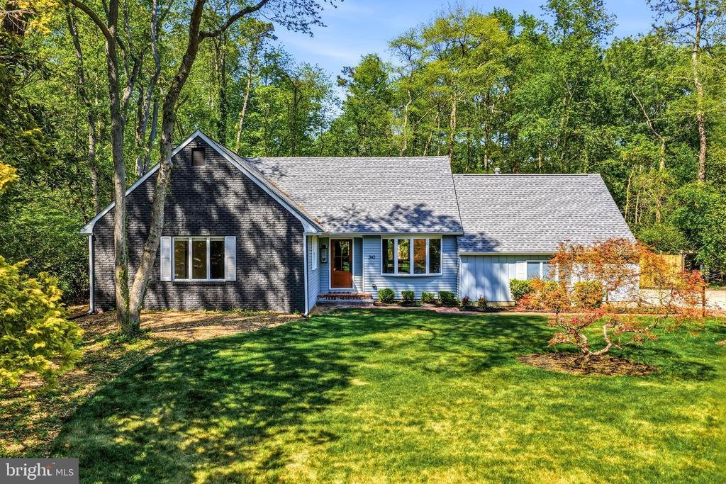 House in Medford Lakes, New Jersey, United States 1 - 17965015
