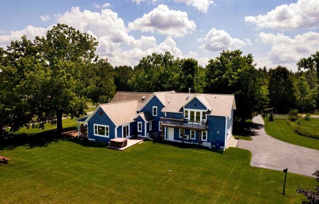 Farm Ranch in Buckley, Michigan, United States 1 - 17964900