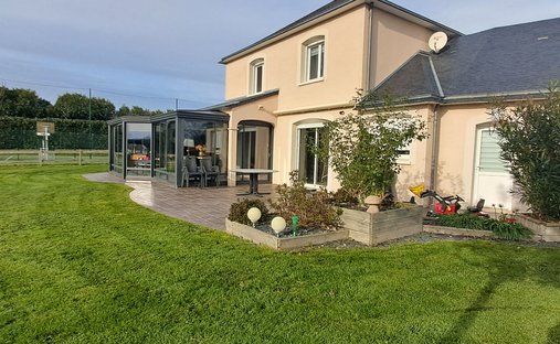 Villa en Le Buret, Países del Loira, Francia 1