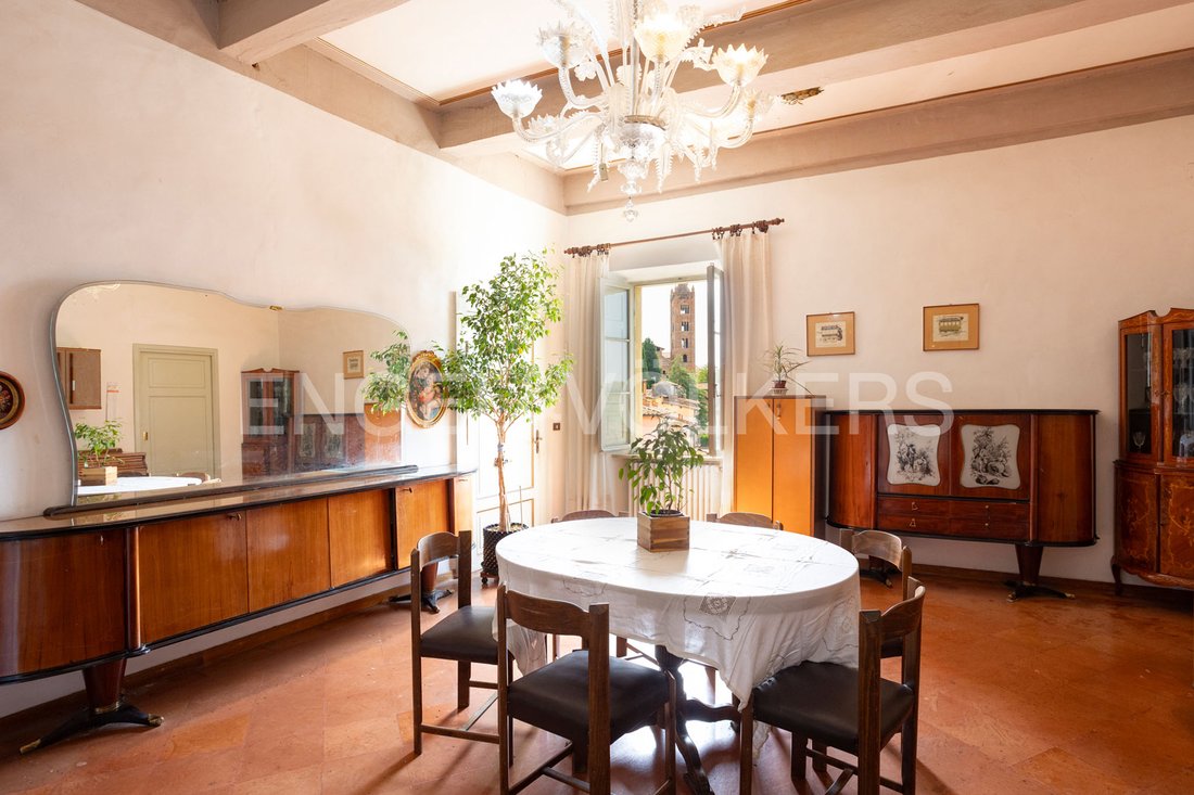 Apartment in Historic Center, Siena, Tuscany 3 - 16333311