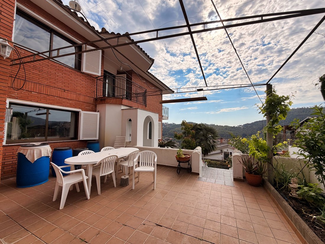 Townhouse in Vallirana, Catalonia, Spain 5 - 17871297