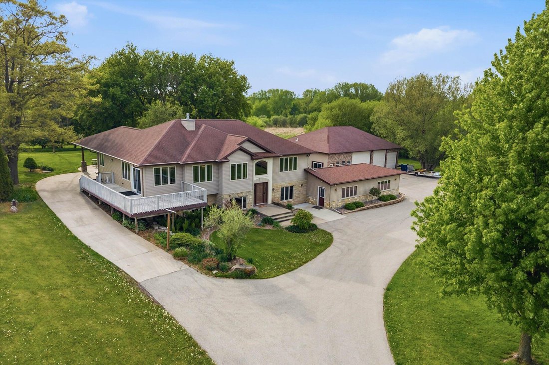 House in Eden, Wisconsin, United States 3 - 17965000