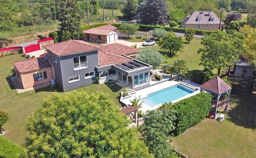 Villa in La Chapelle-Aubareil, Nouvelle-Aquitaine, France 1