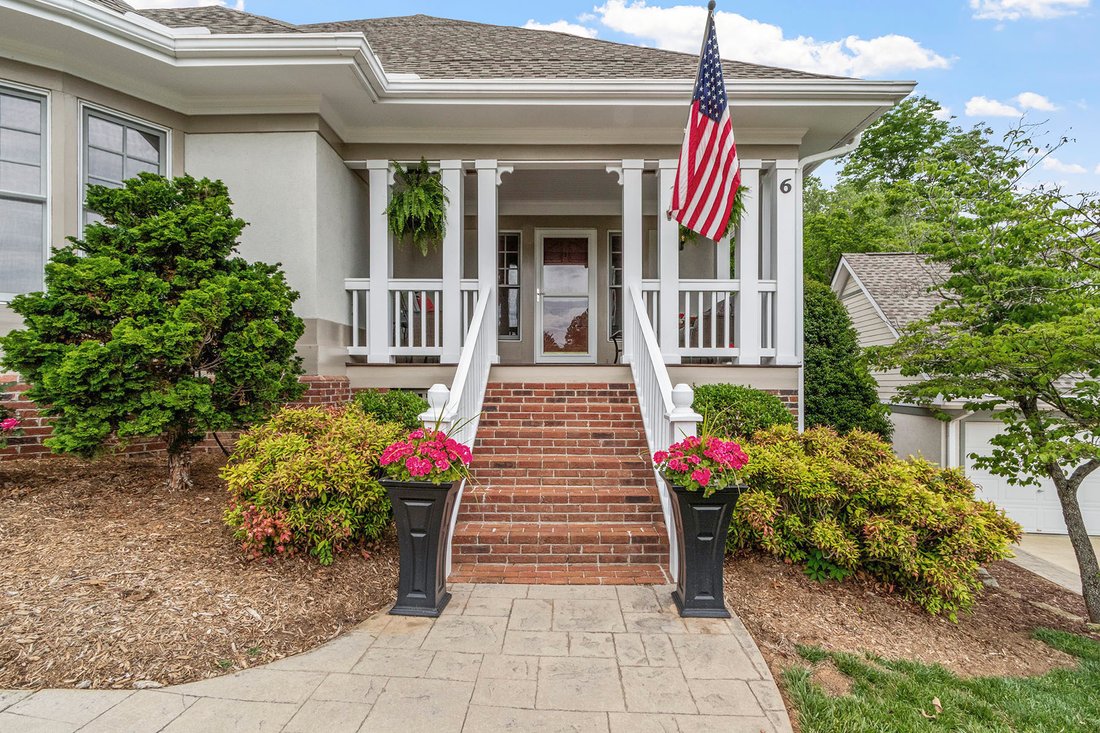 House in Asheville, North Carolina, United States 2 - 17965480